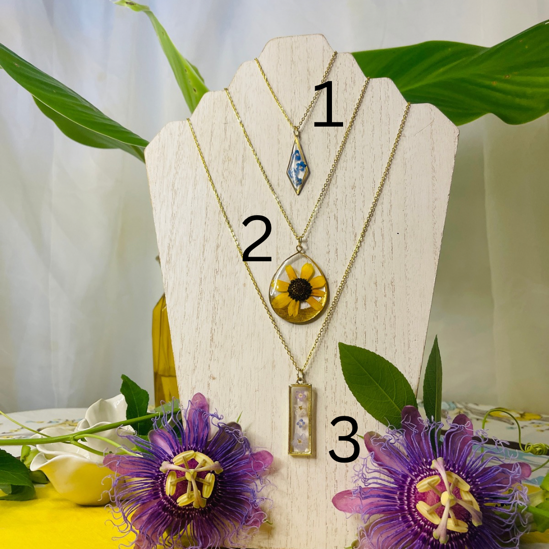 Resin Flower Necklace — Collection 1