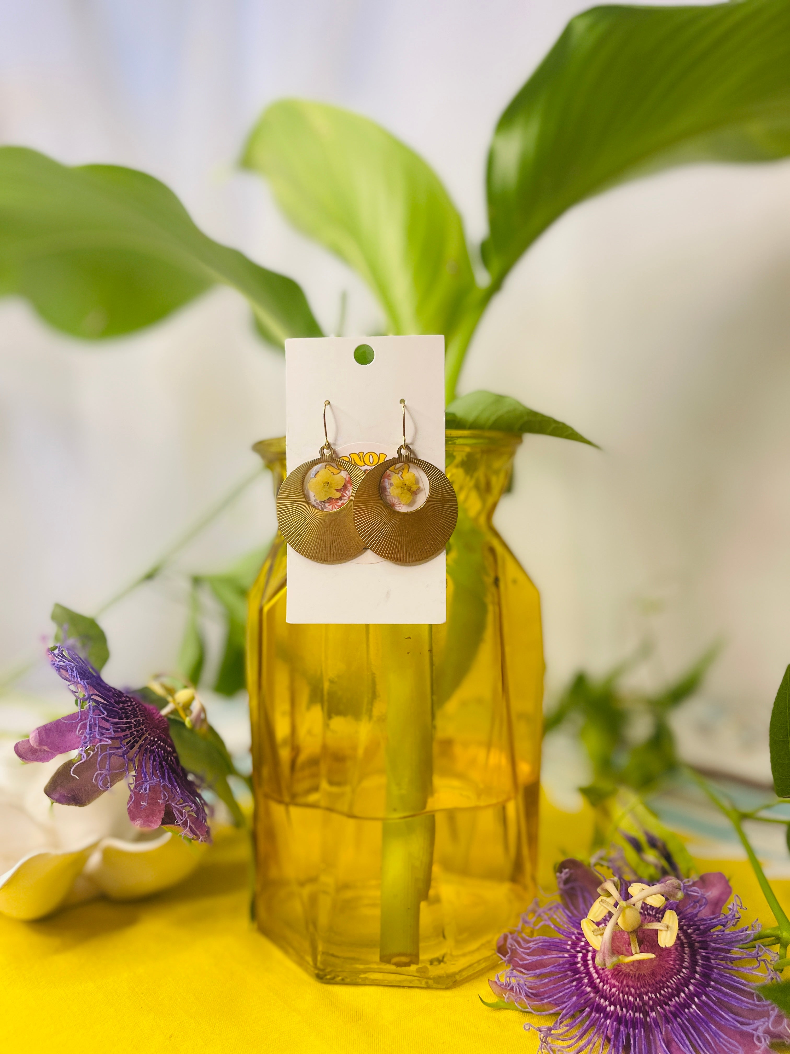 Resin Flower Earrings #02