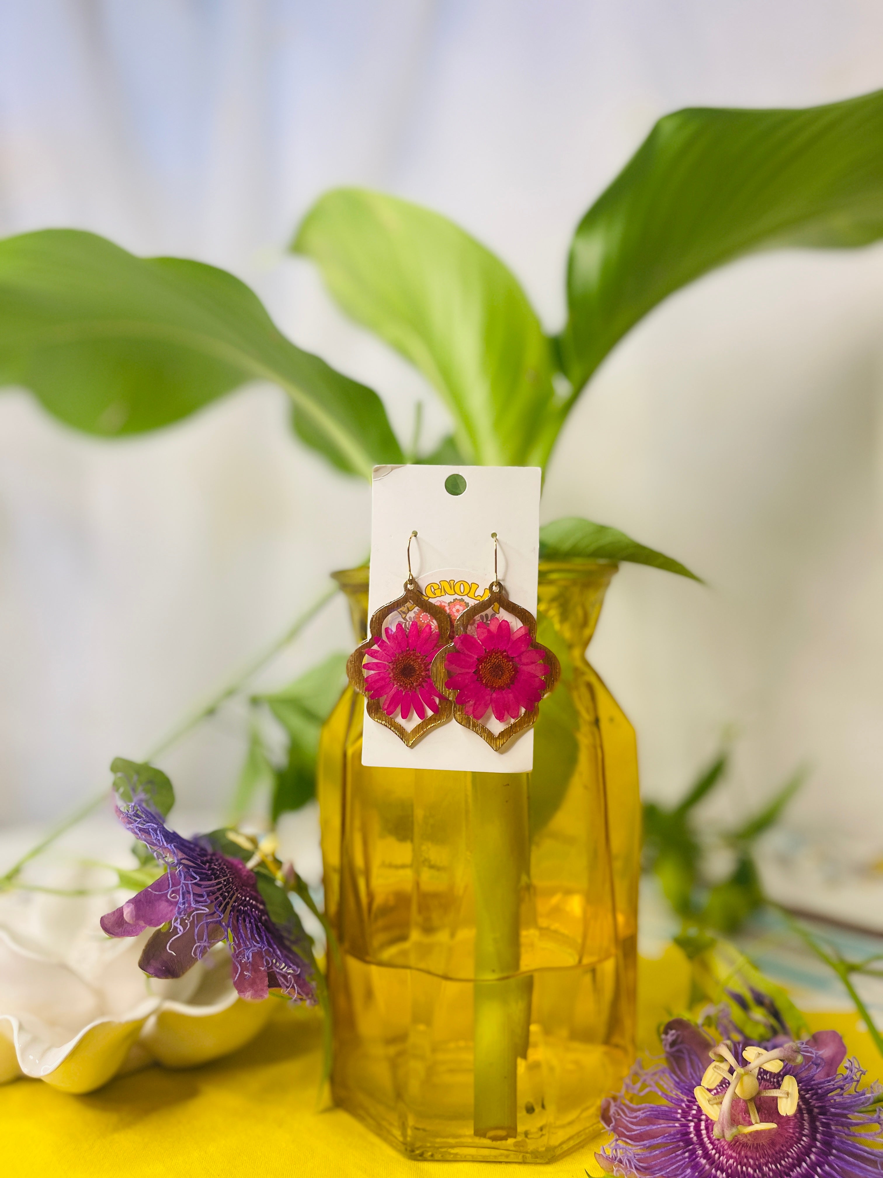 Resin Flower Earrings #07